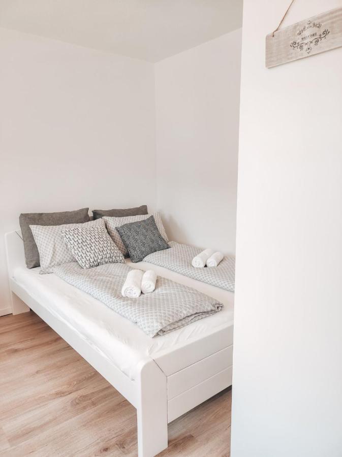 Studio Apartment Sanya Liubliana Exterior foto