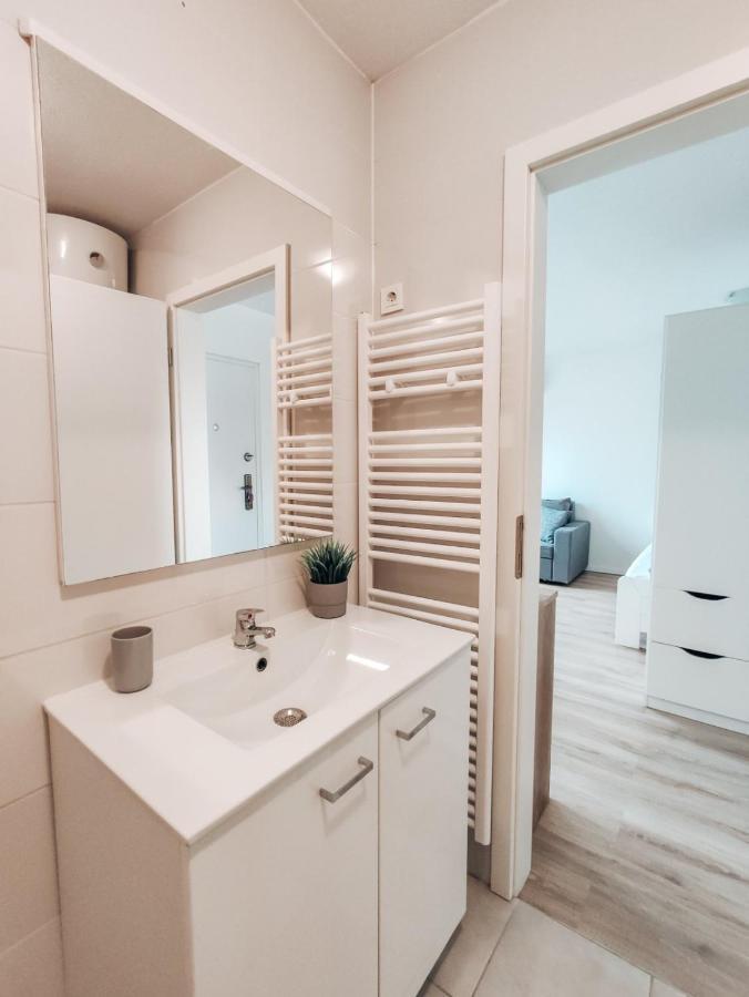 Studio Apartment Sanya Liubliana Exterior foto